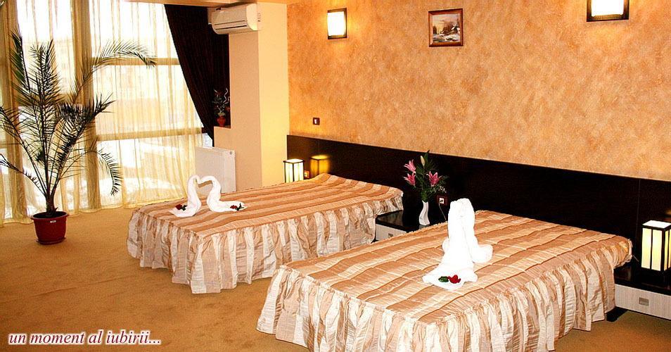 Hotel Palace Тыргу-Жиу Номер фото